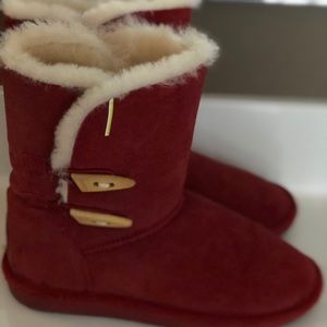 Bearpaw Boots